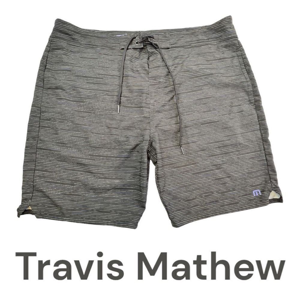 Travis Mathew Men's Striped High Rise Swim Trunk Board Shorts Gray White Size 40